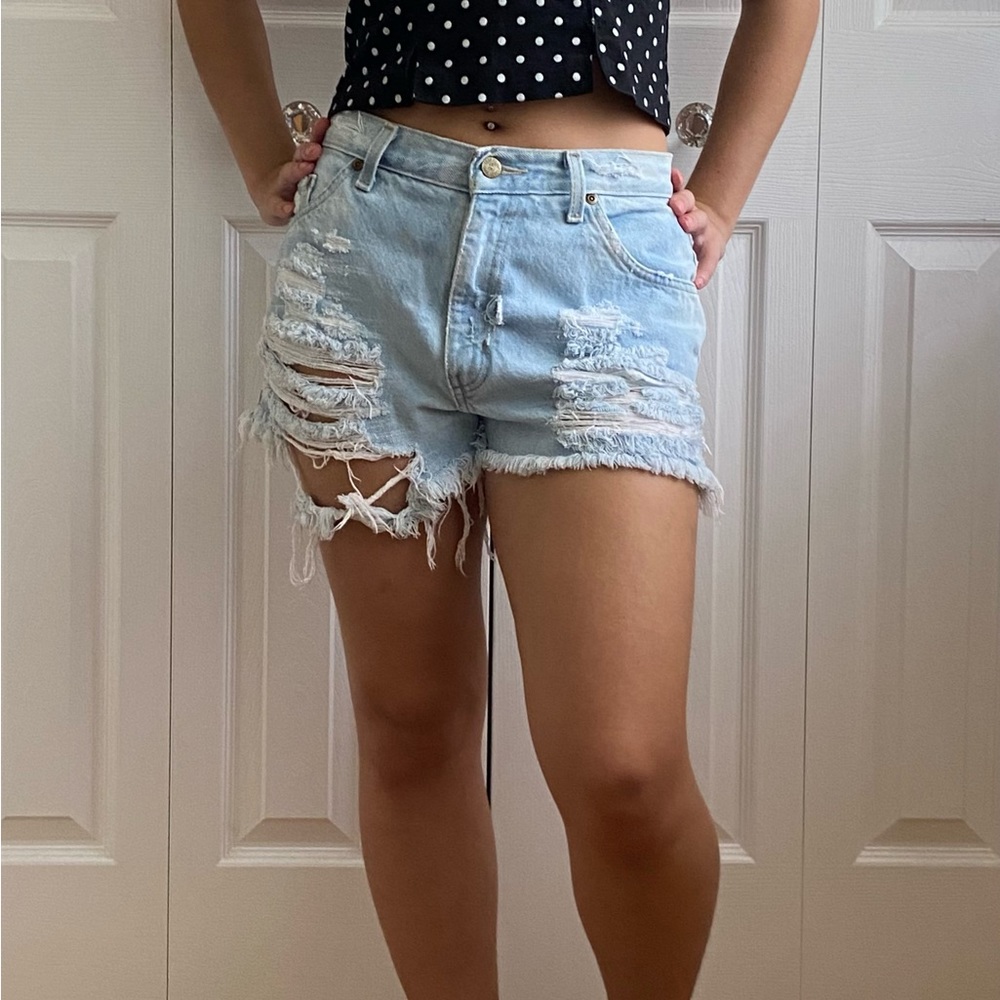 hunt club petite ripped jean shorts